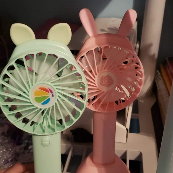 Pedicure sets,canteens and handfans - Picture 4 of 6